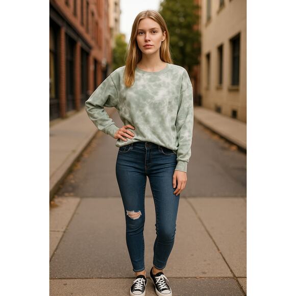 AR33 Tops - 2/$30 AR-33 Sweatshirt Size M Green Tie Dye Pullover NEW AR33 Workout Athleisur